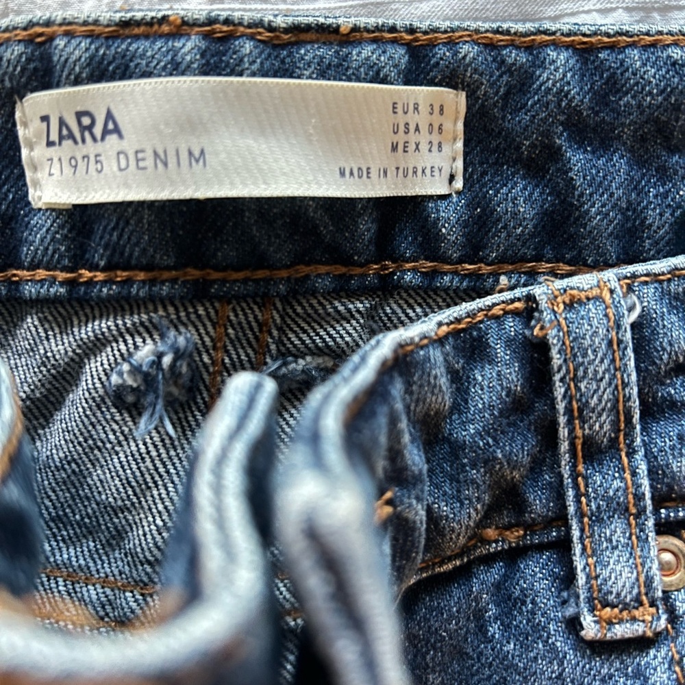 Zara Jeans